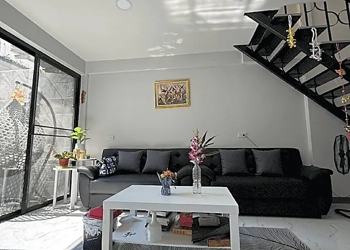 First Life Hotel Bangkok